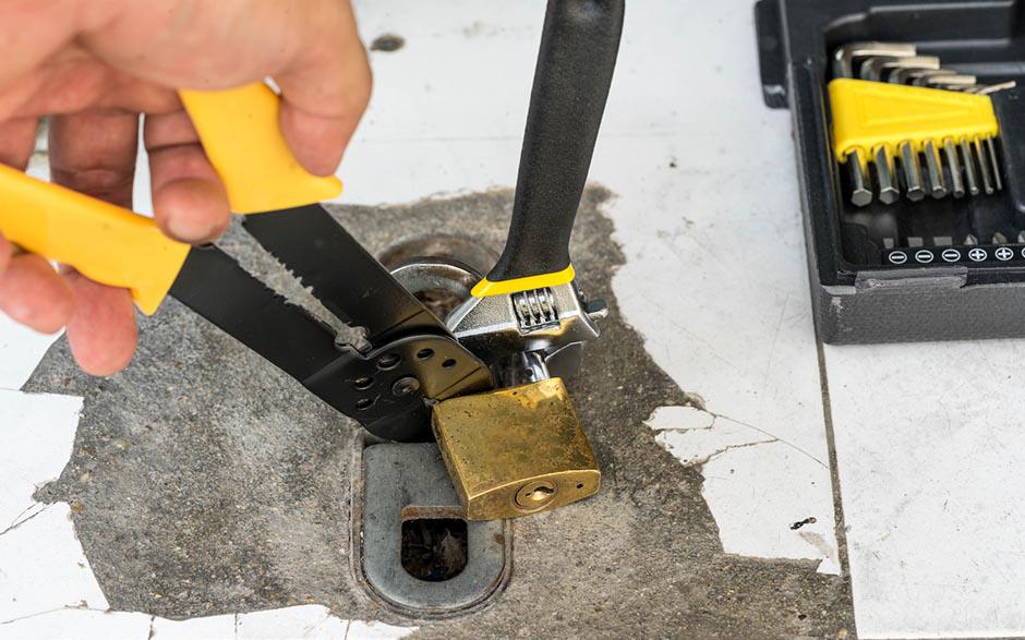 serrurier serrurerie metal maintenance Paris 11